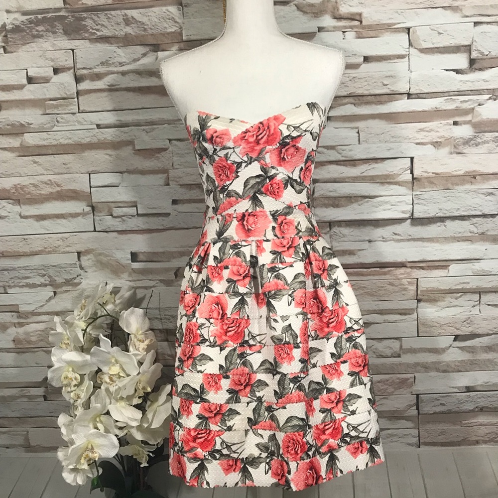 Floral Strapless Mini Dress Sz S/M (J24)